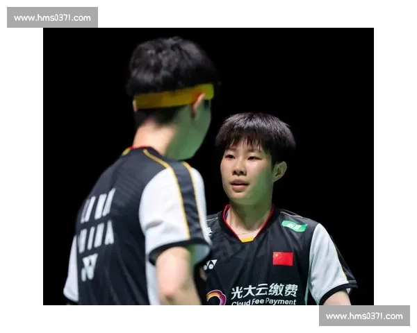 国羽女单新星闪耀！张艺曼、何冰娇谁能肩负重任